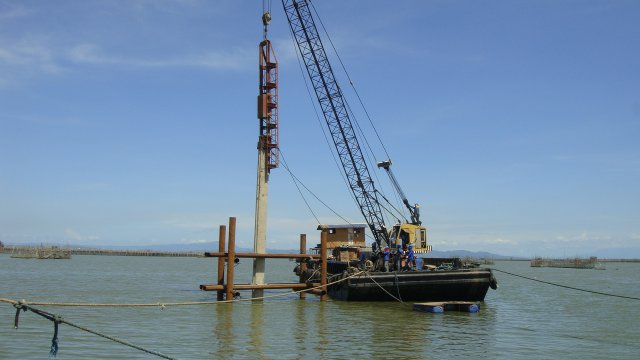 PSC Sheet Pile Driving 